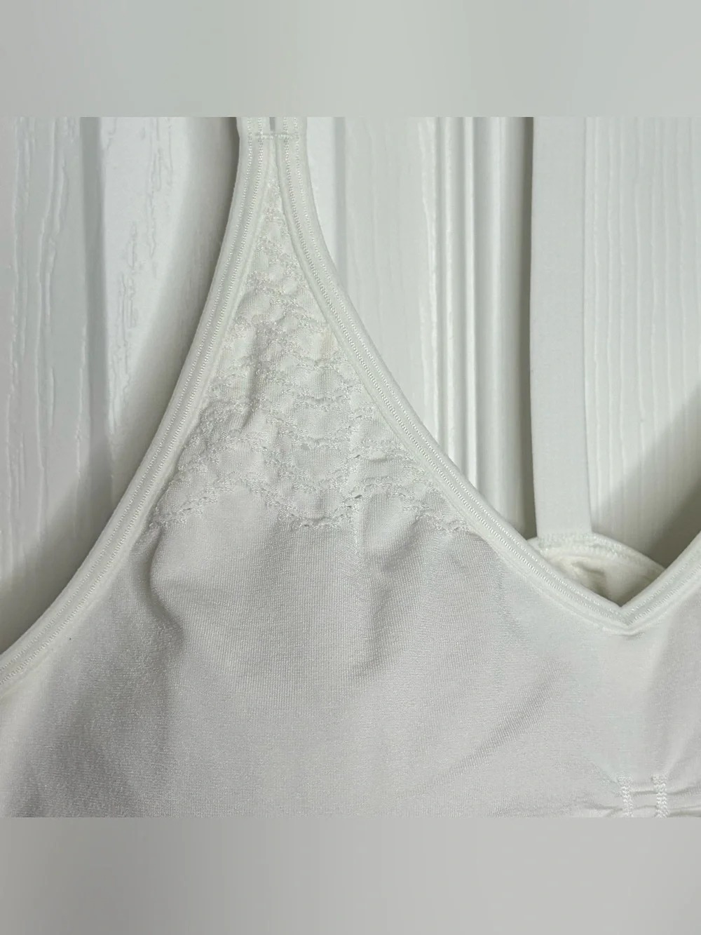 Athleta Mesh Around 2.0 Sports Bra Size L